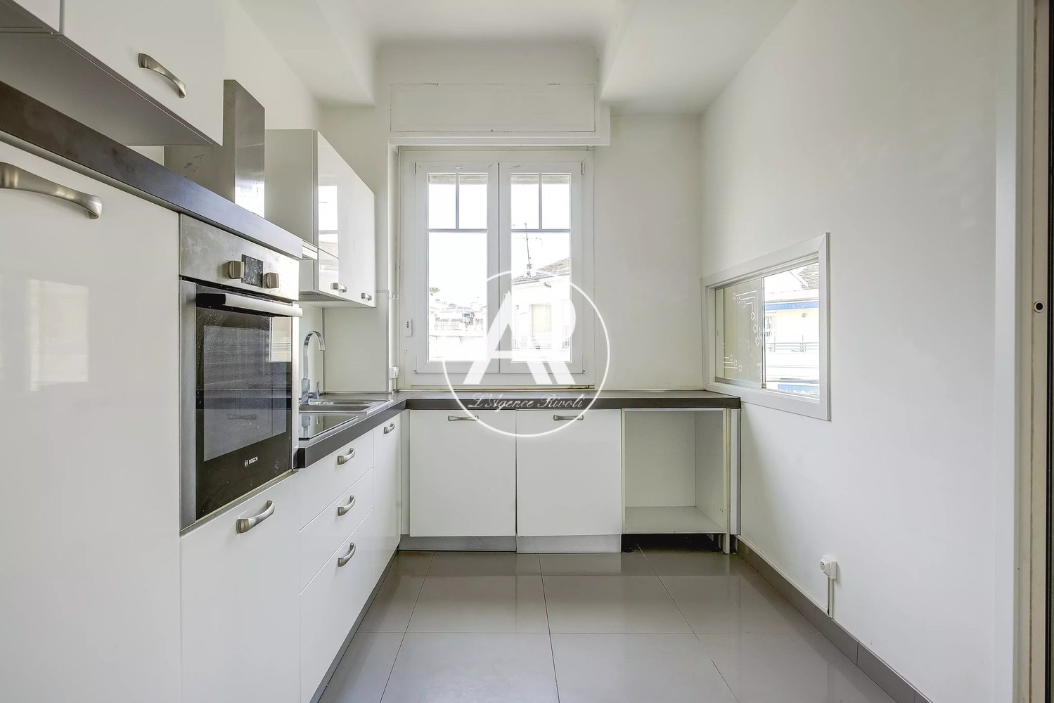 Property photo in Carre d'Or