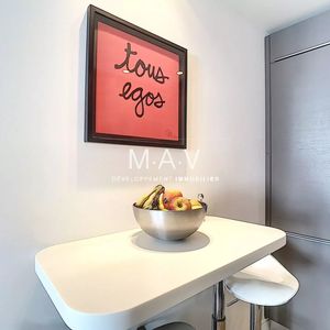 Property in Carre d'Or