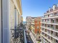 Thumbnail photo