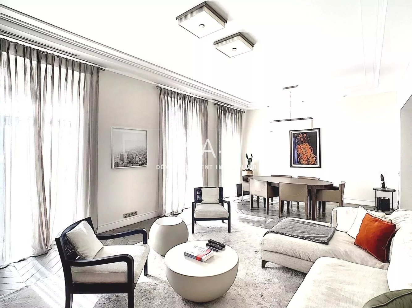 Property photo in Carre d'Or