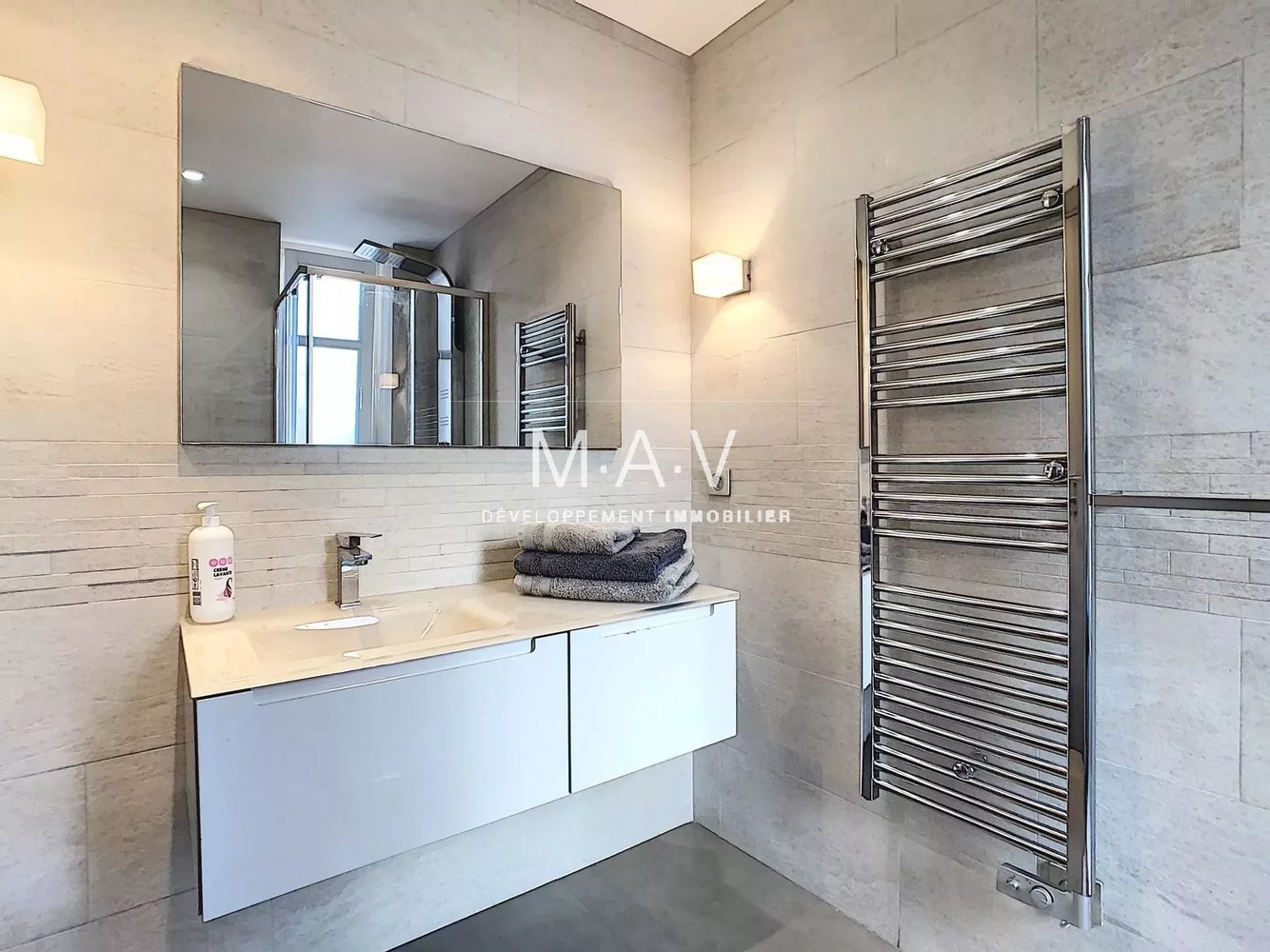 Property photo in Carre d'Or