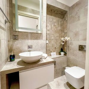 Property in Carre d'Or