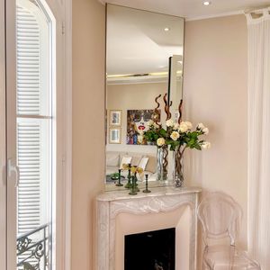 Property in Carre d'Or