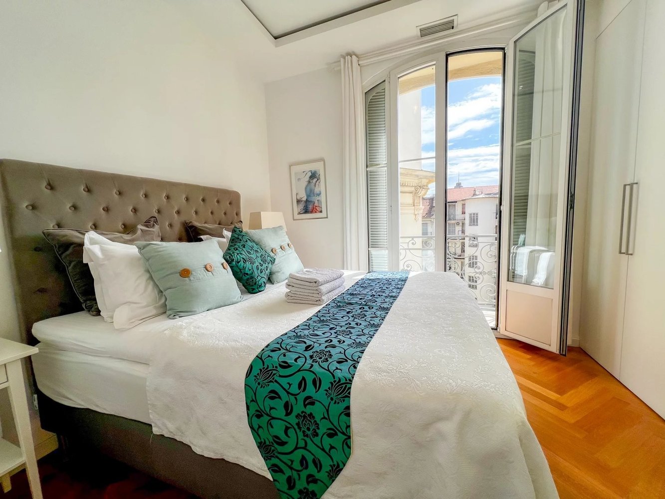 Property photo in Carre d'Or