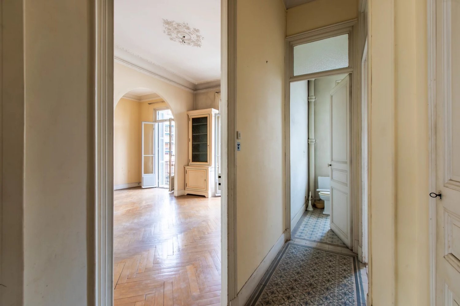 Property photo in Carre d'Or