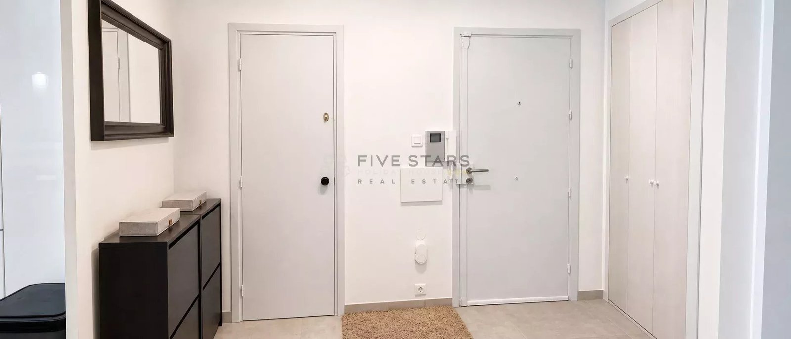 Property photo in Carre d'Or