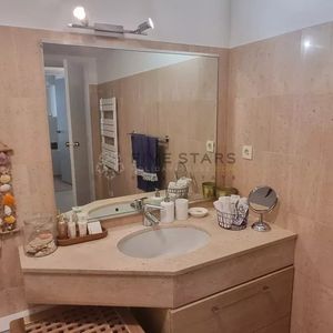 Property in Carre d'Or