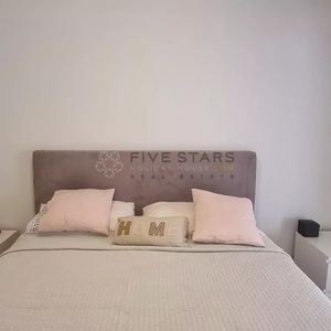 Property in Carre d'Or