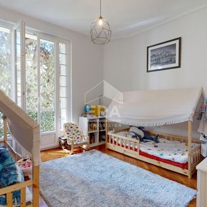 Property in Carre d'Or