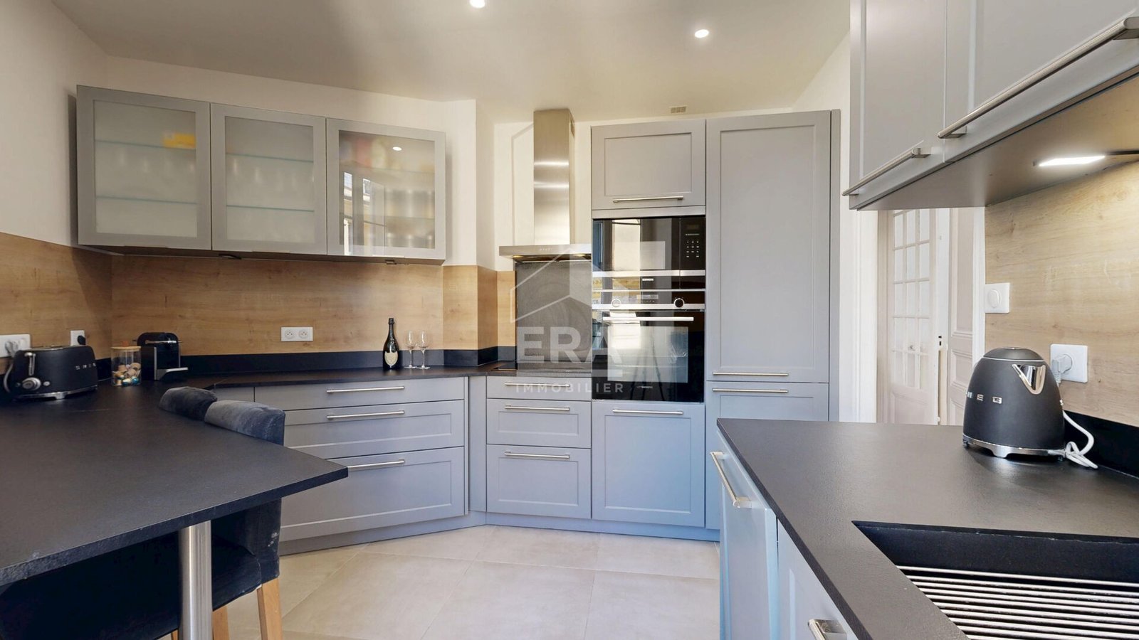 Property photo in Carre d'Or