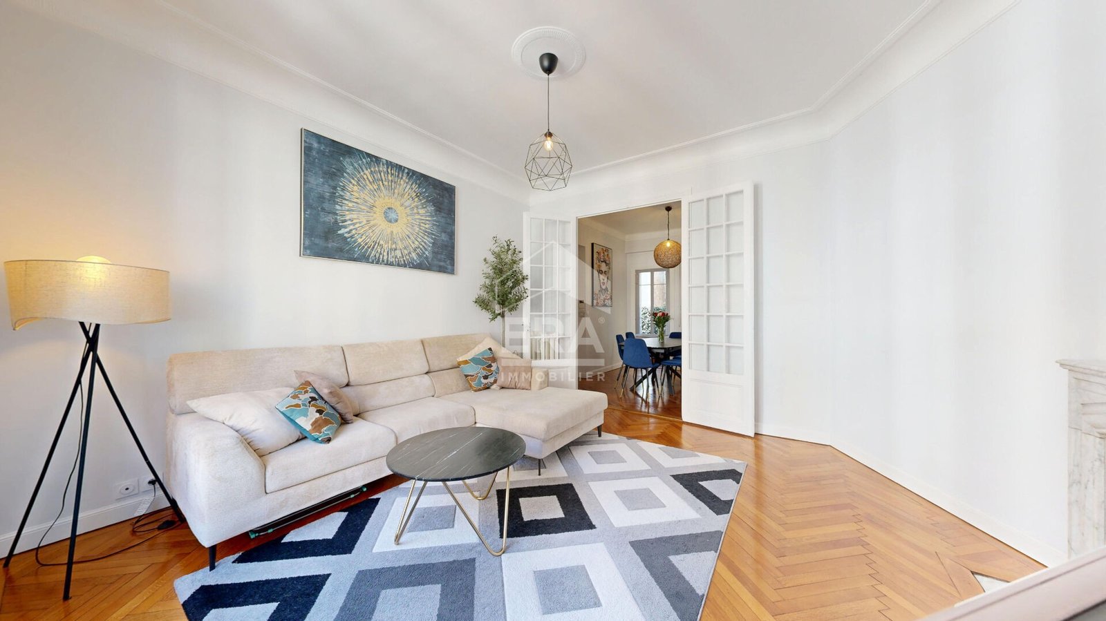 Property photo in Carre d'Or