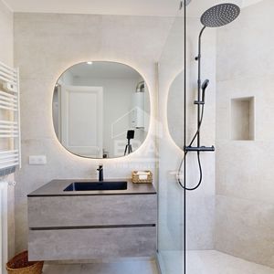 Property in Carre d'Or