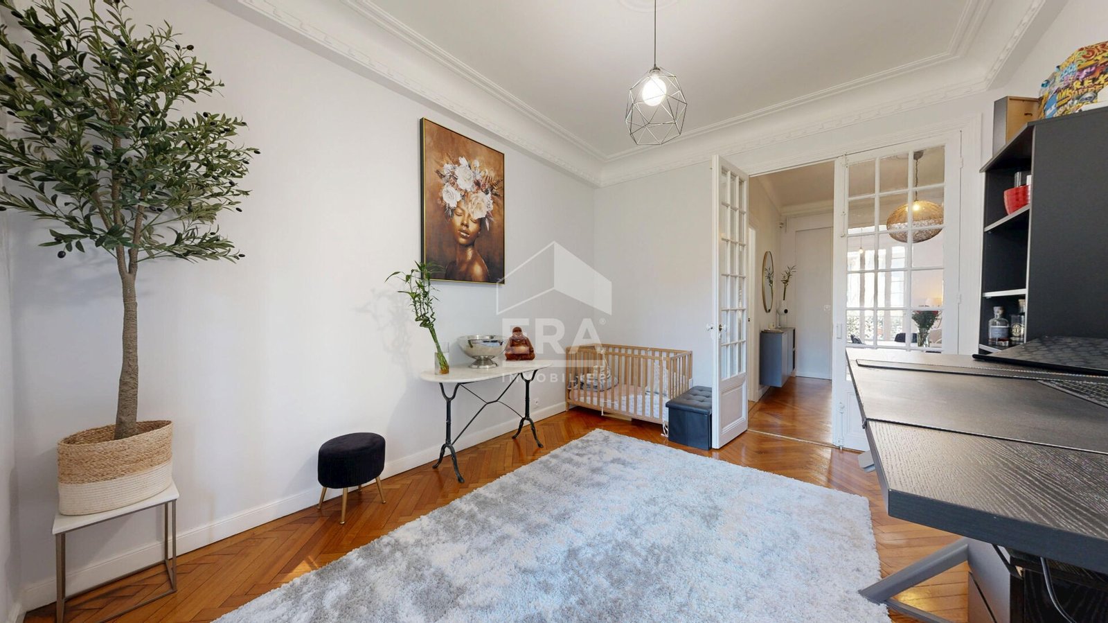 Property photo in Carre d'Or