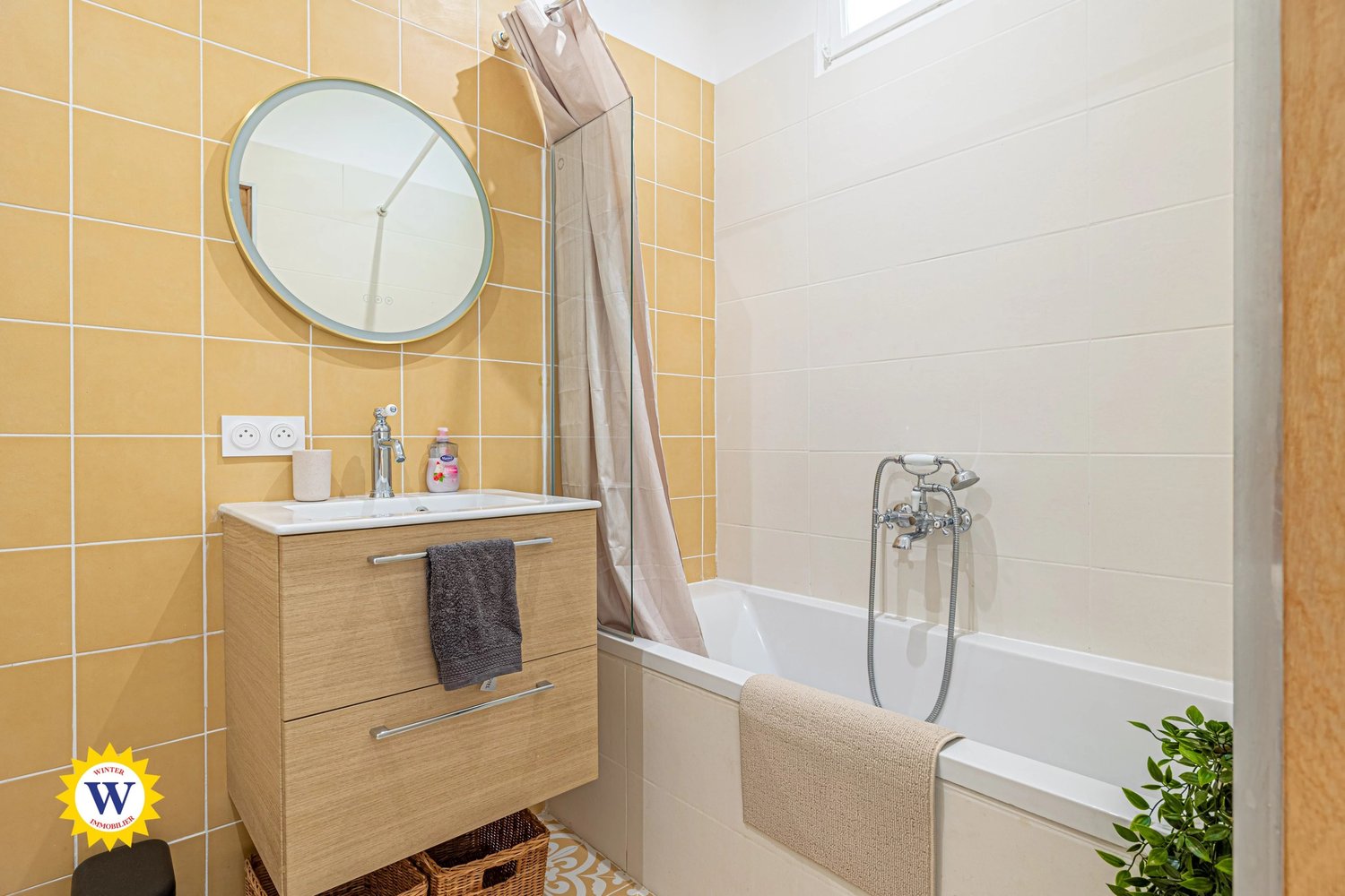Property photo in Carre d'Or