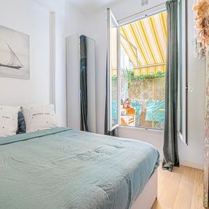 Property in Carre d'Or
