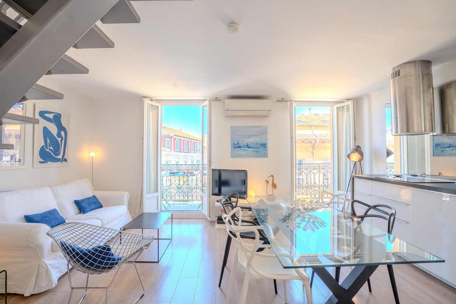 Property photo in Carre d'Or
