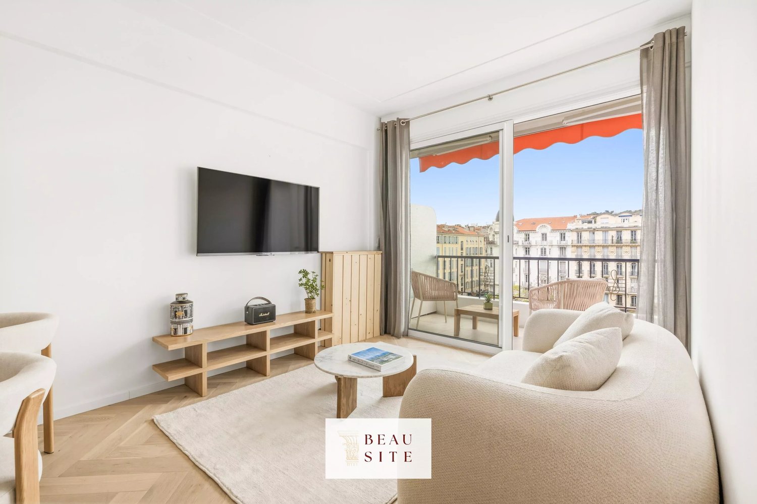 Property photo in Musicians Quarter