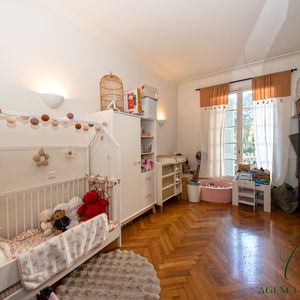 Property in Musicians Quarter