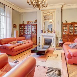 Property in Musicians Quarter