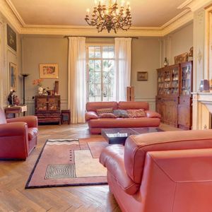 Property in Musicians Quarter
