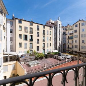 Property in Musicians Quarter
