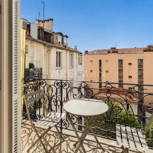 Property in Musicians Quarter