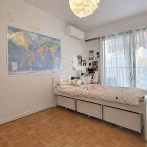 Property in Musicians Quarter