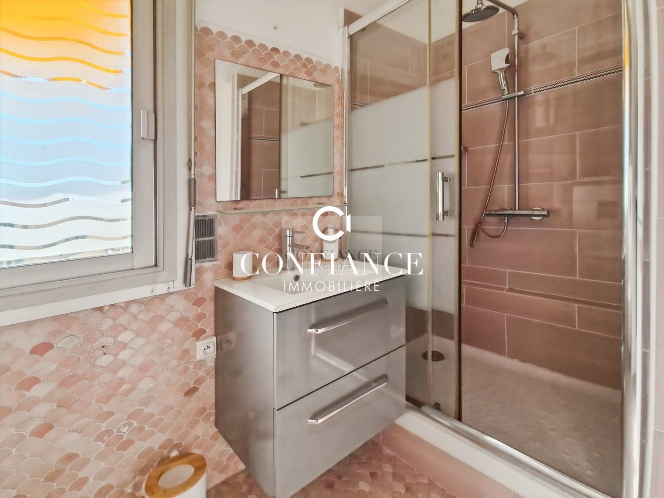 Property photo in Port
