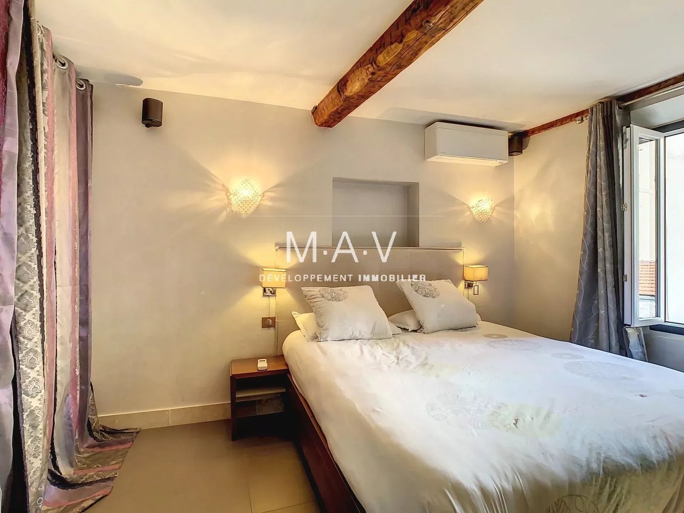 Property photo in Port