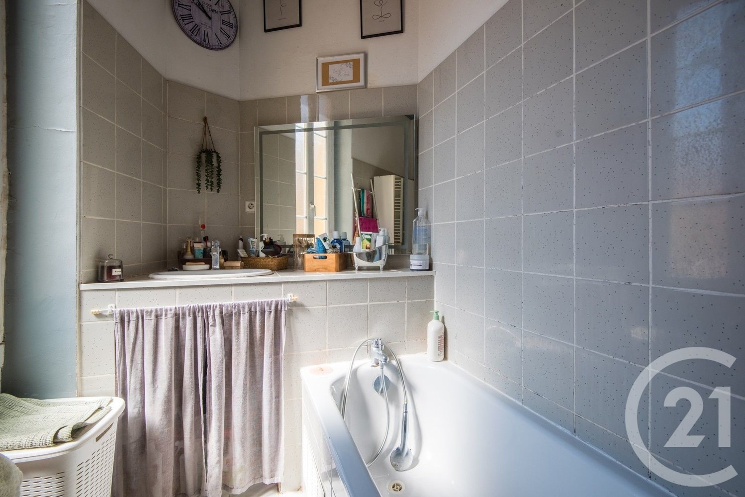 Property photo in Port