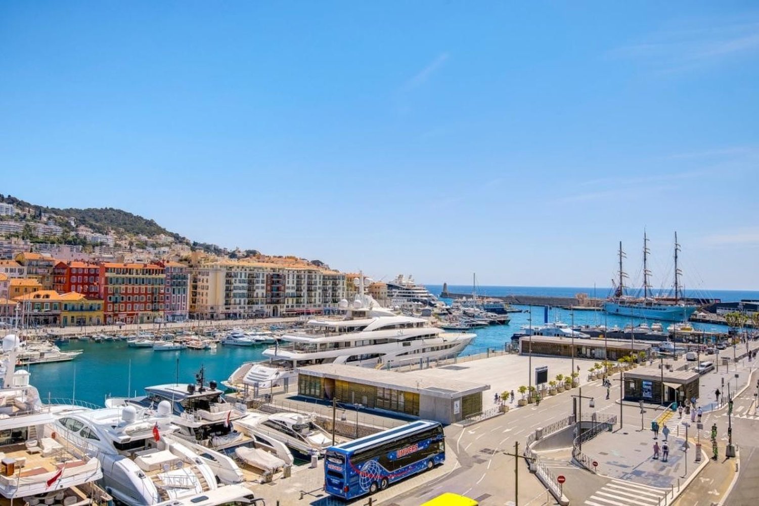 Property photo in Port