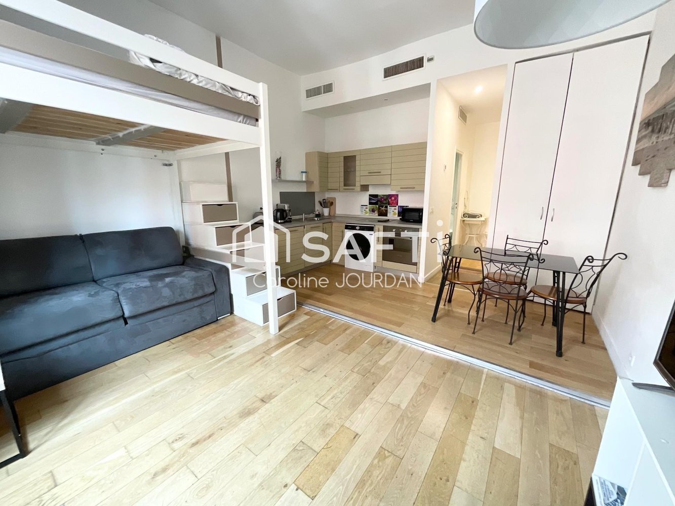 Property photo in Carre d'Argent
