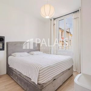 Property in Carre d'Argent