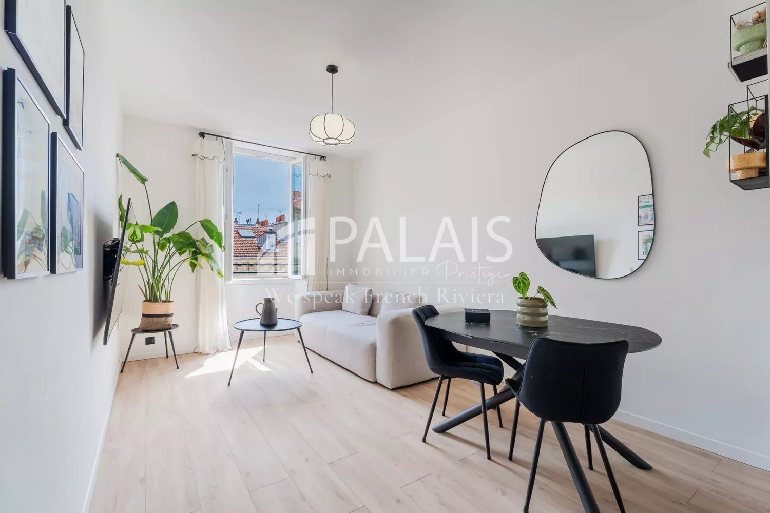 Property photo in Carre d'Argent