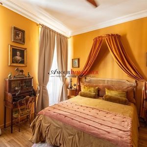 Property in Carre d'Argent