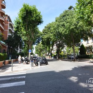 Property in Carre d'Argent