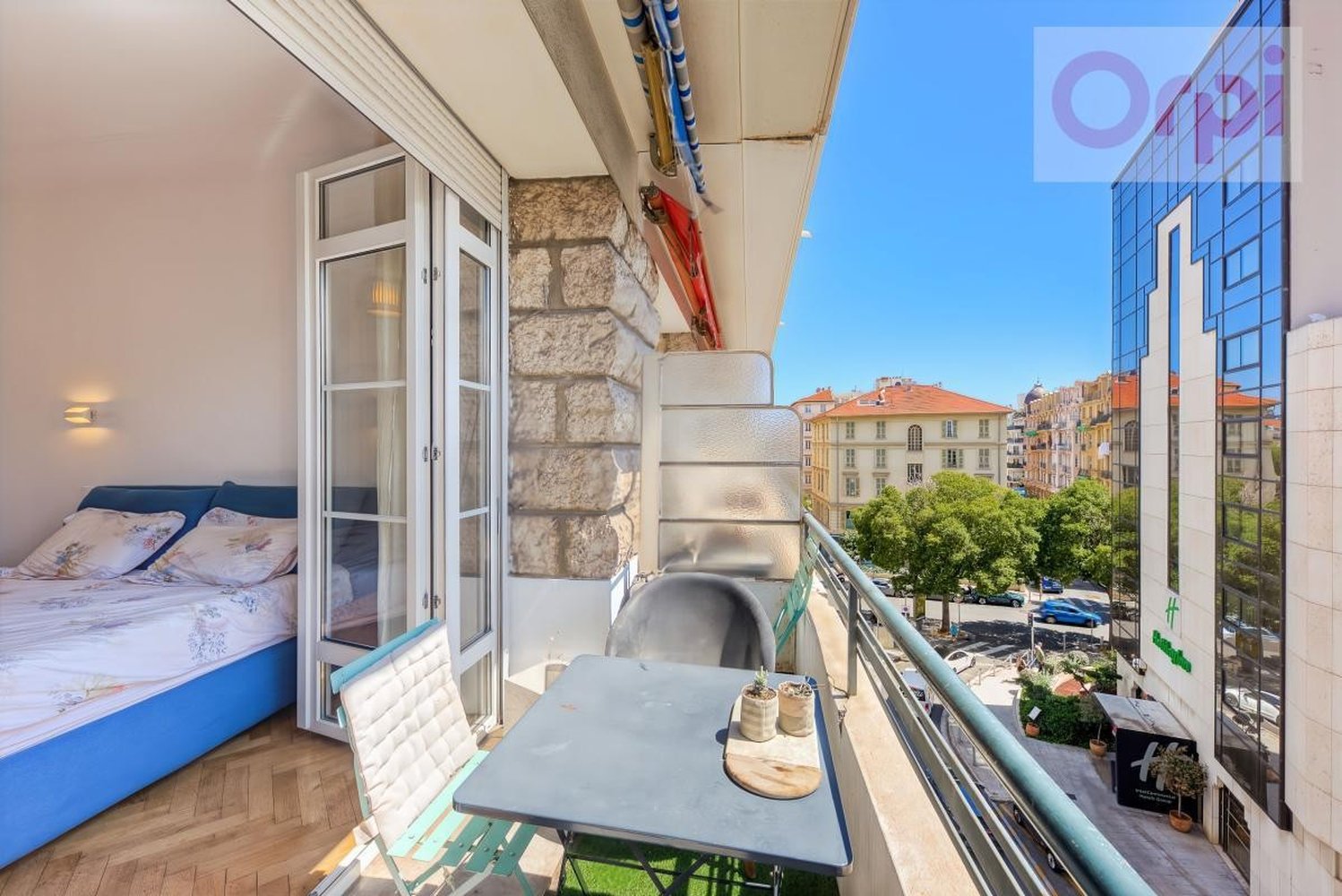 Property photo in Carre d'Argent