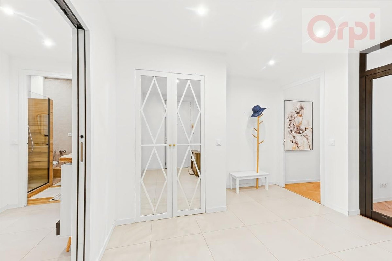 Property photo in Carre d'Argent
