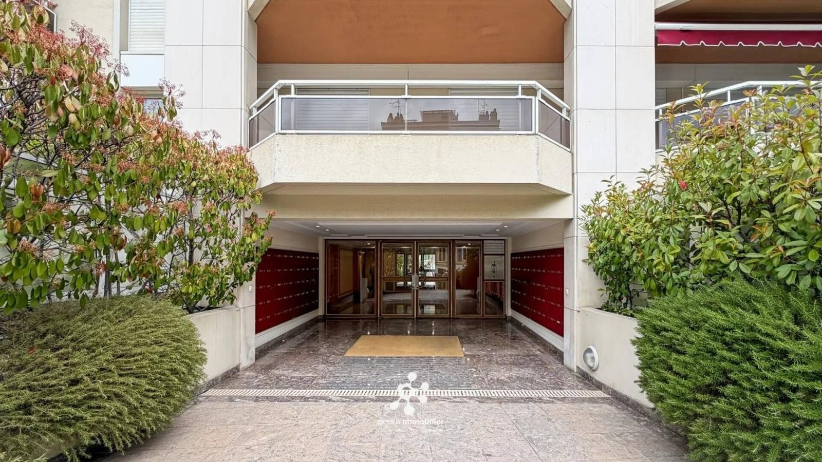 Property photo in Carre d'Argent