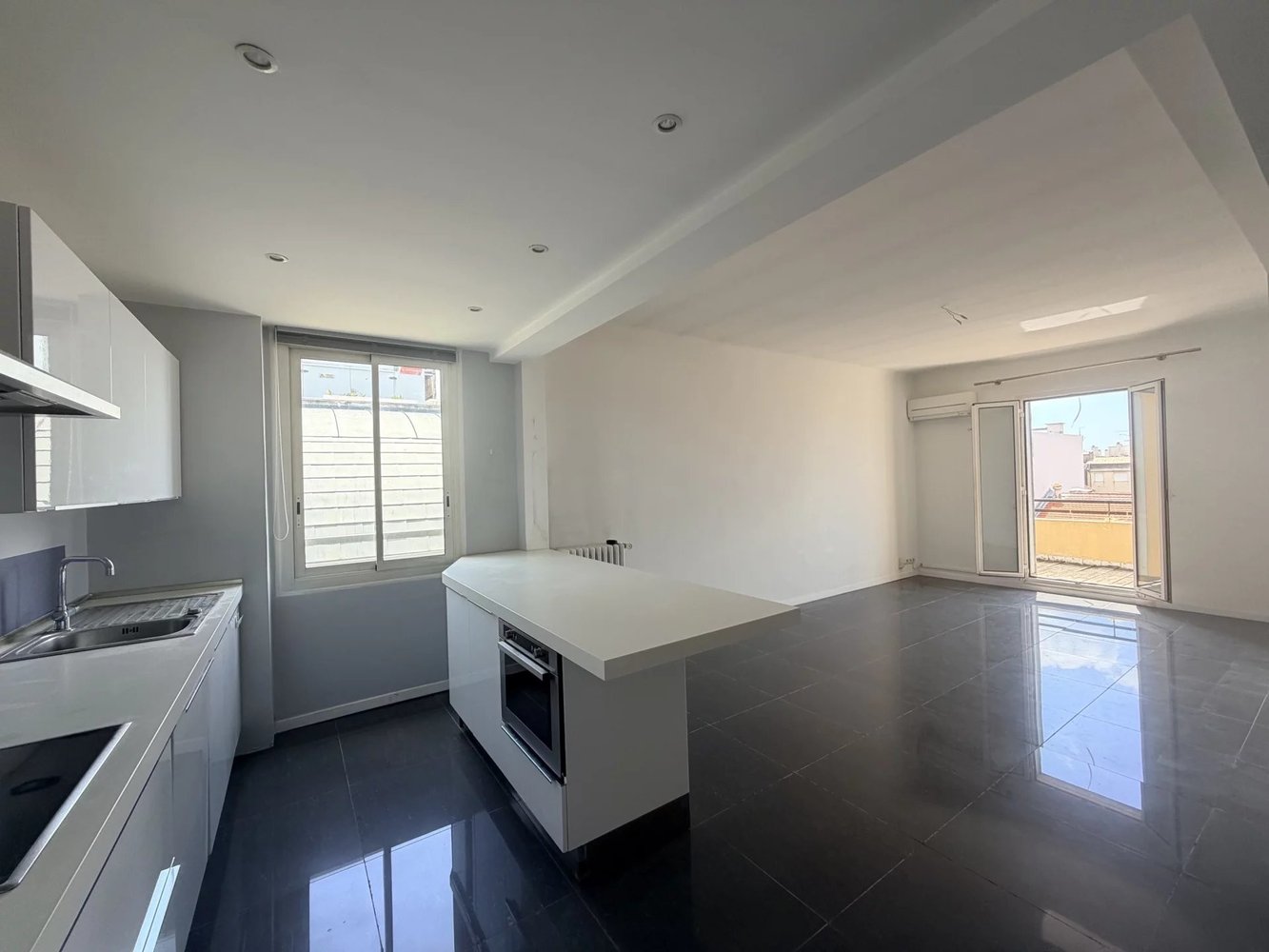 Property photo in Carre d'Argent