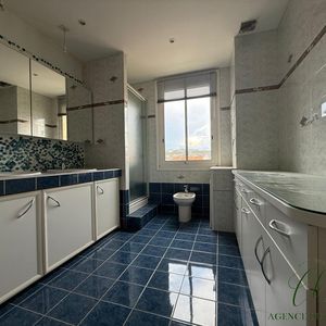 Property in Carre d'Argent