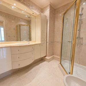 Property in Carre d'Argent