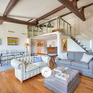 Property in Carre d'Argent