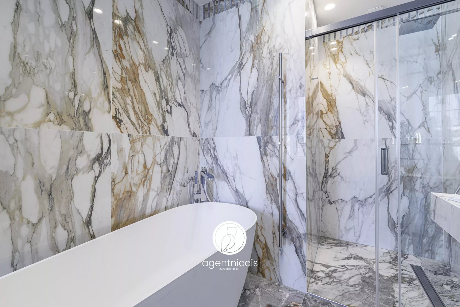 Property photo in Carre d'Argent
