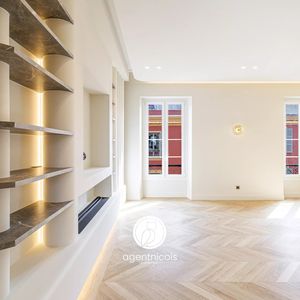 Property in Carre d'Argent
