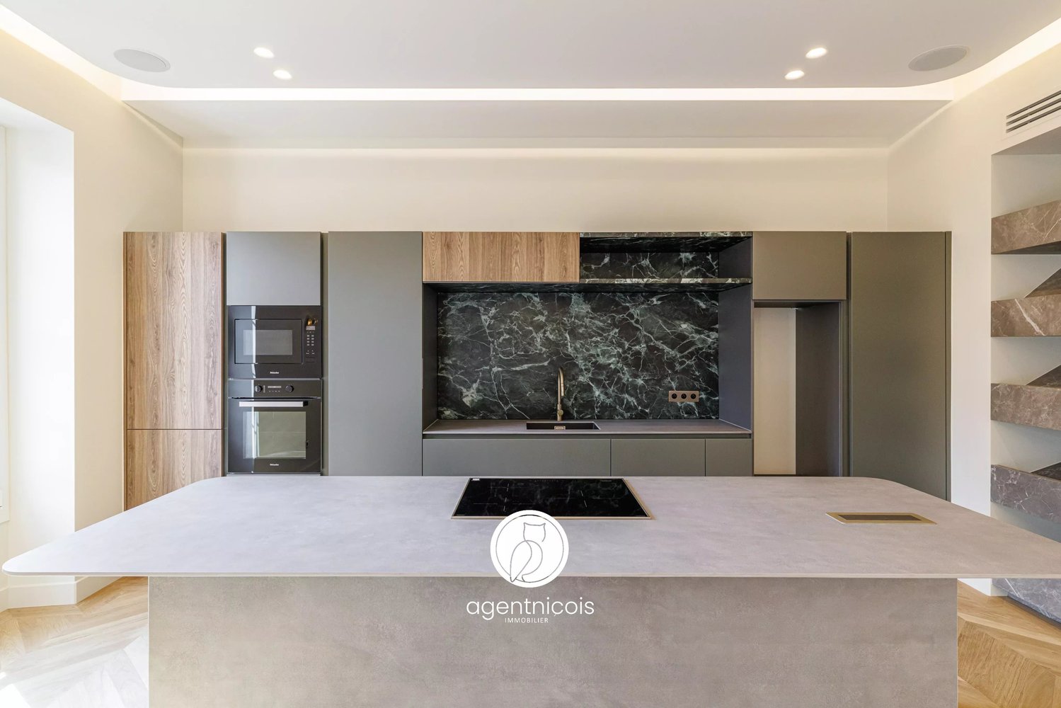 Property photo in Carre d'Argent