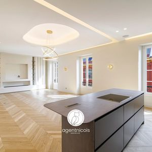 Property in Carre d'Argent