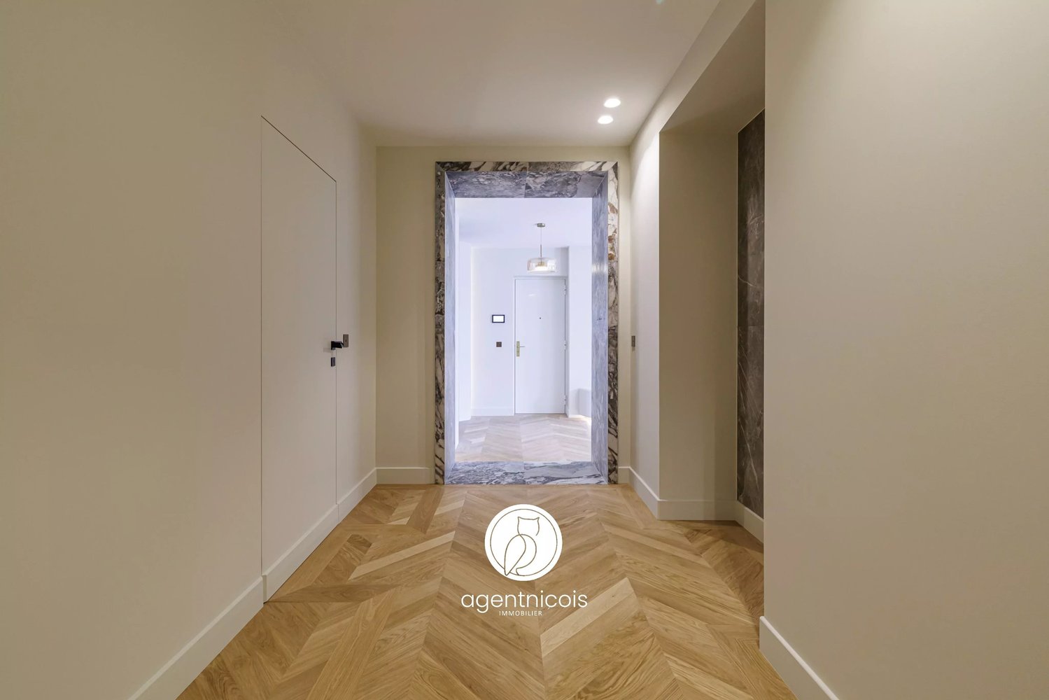 Property photo in Carre d'Argent