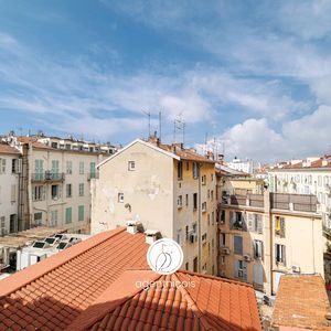 Property in Carre d'Argent