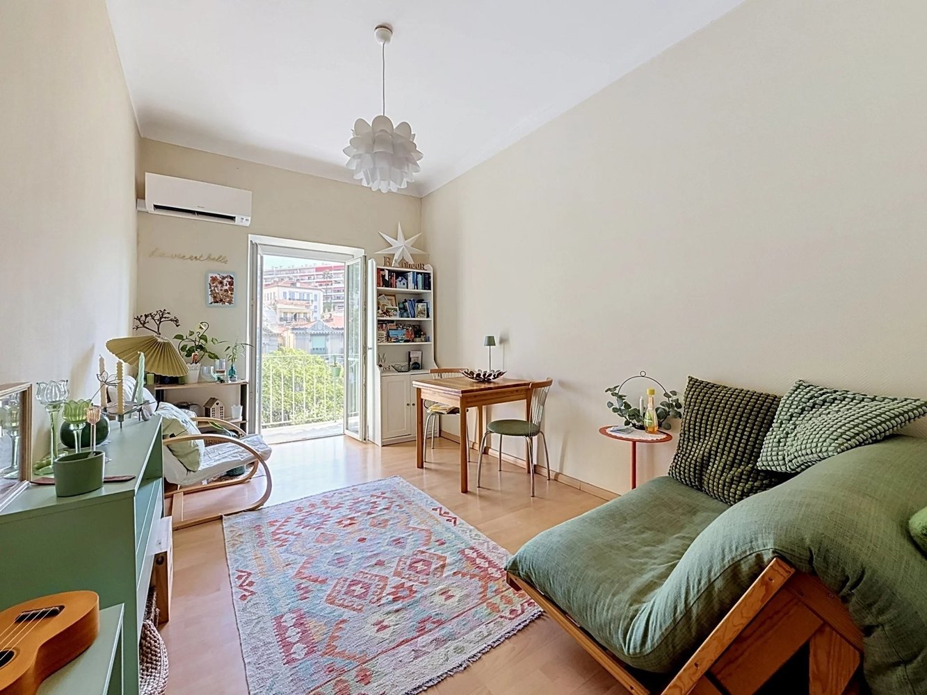 Property photo in Carre d'Argent